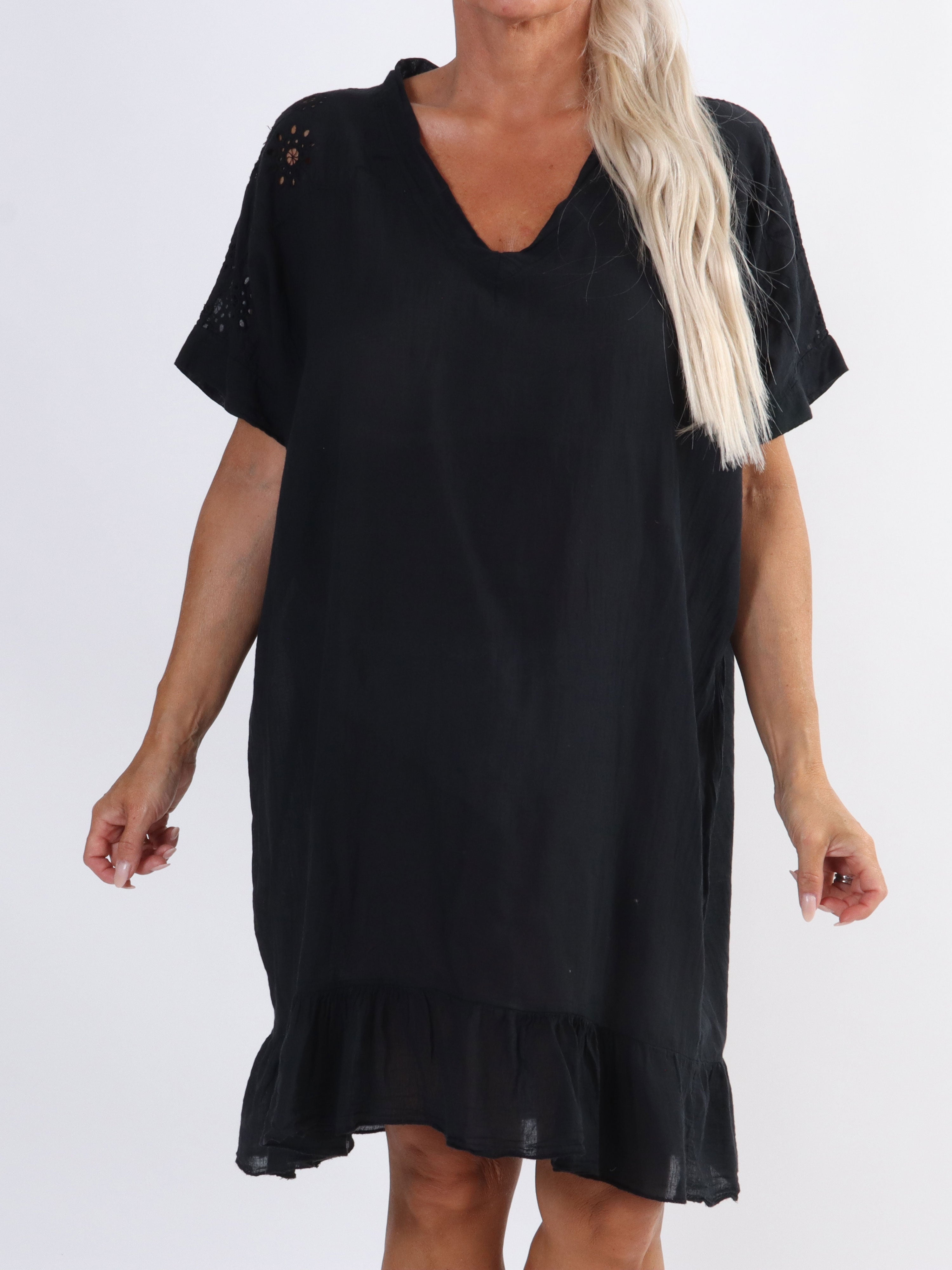 Bine - Simpel plus size kjole med broderie anglaise